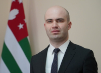 Лаша Ашуба пожелал народам Абхазии и России "процветания и побед во всем"
