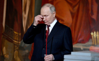 Владимир Путин поздравил россиян с Пасхой Христовой